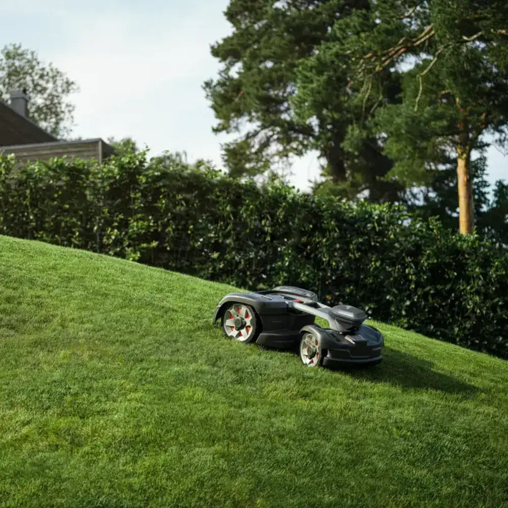 Robot corta relva Husqvarna 435X AWD Nera